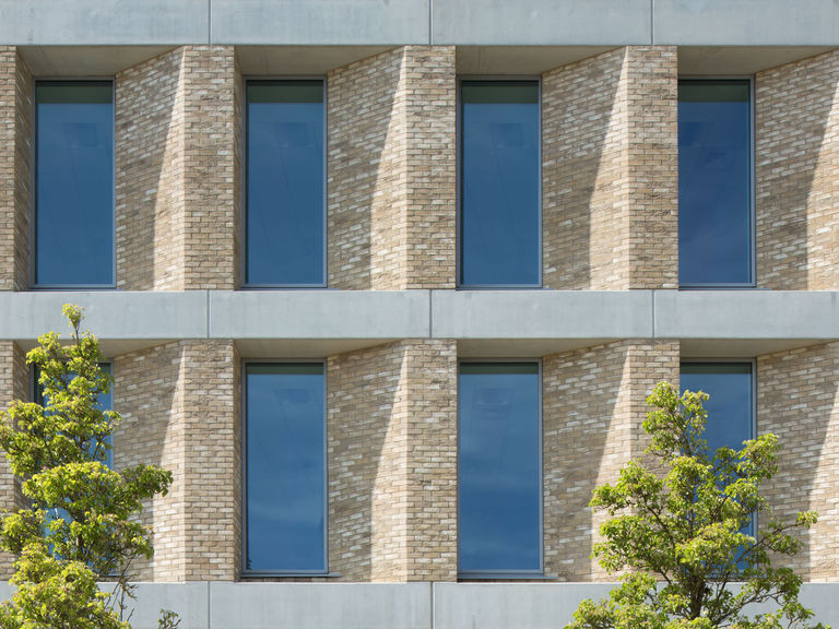 Simple gridded facade at Victoria House, office development in Milton Keynes