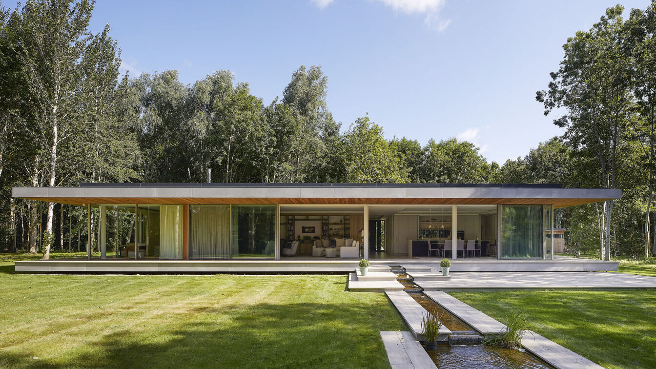 Broadway Malyan Completes Stunning Woodland Retreat in the Cotswolds
