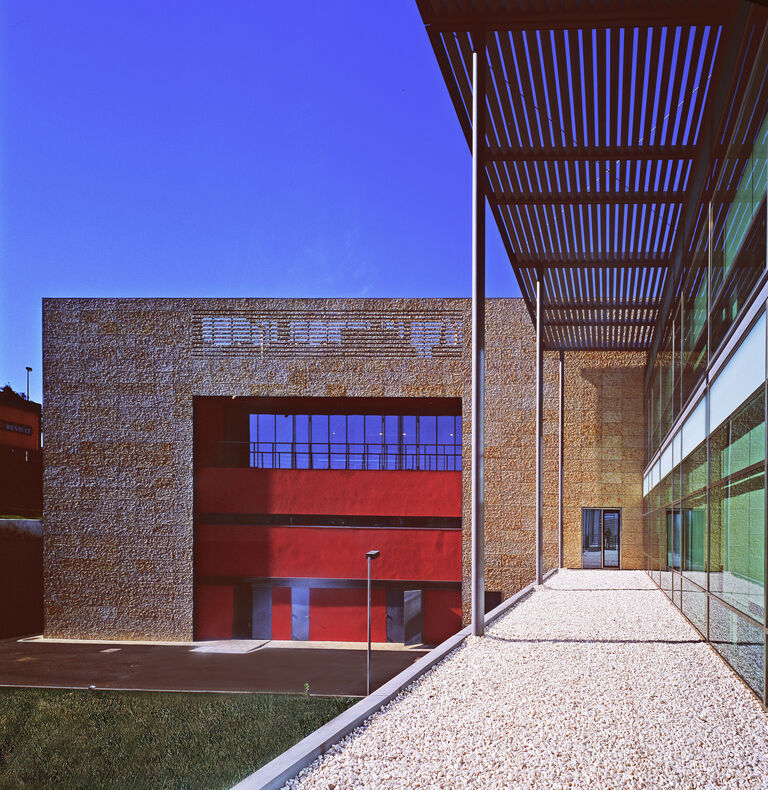 The exterior of Roche headquarters in Lisbon, Portugal designed by Broadway Malyan