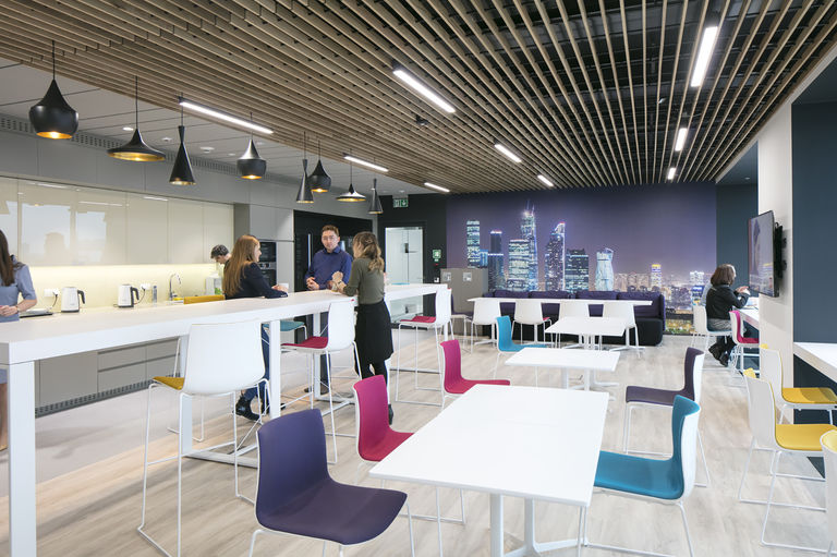 Shared canteen area at the Citi Service Center Poland (CSC Poland), which was fitted out by Broadway Malyan